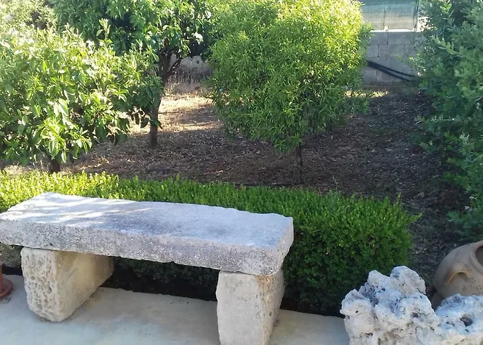 Semesterbostad La Macchia Botrugno